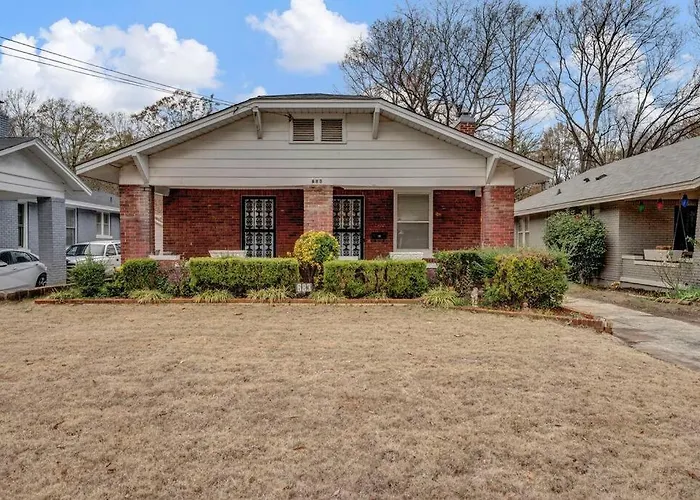 Contemporary Cottage Near Zoo And Rhodes College