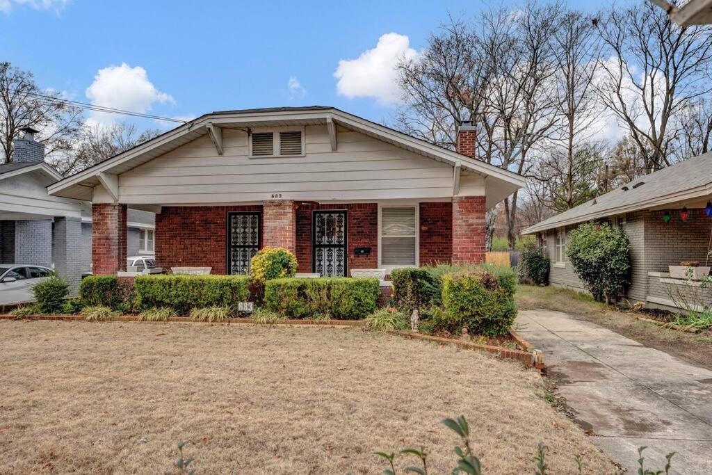 Contemporary Near Zoo And Rhodes College Memphis