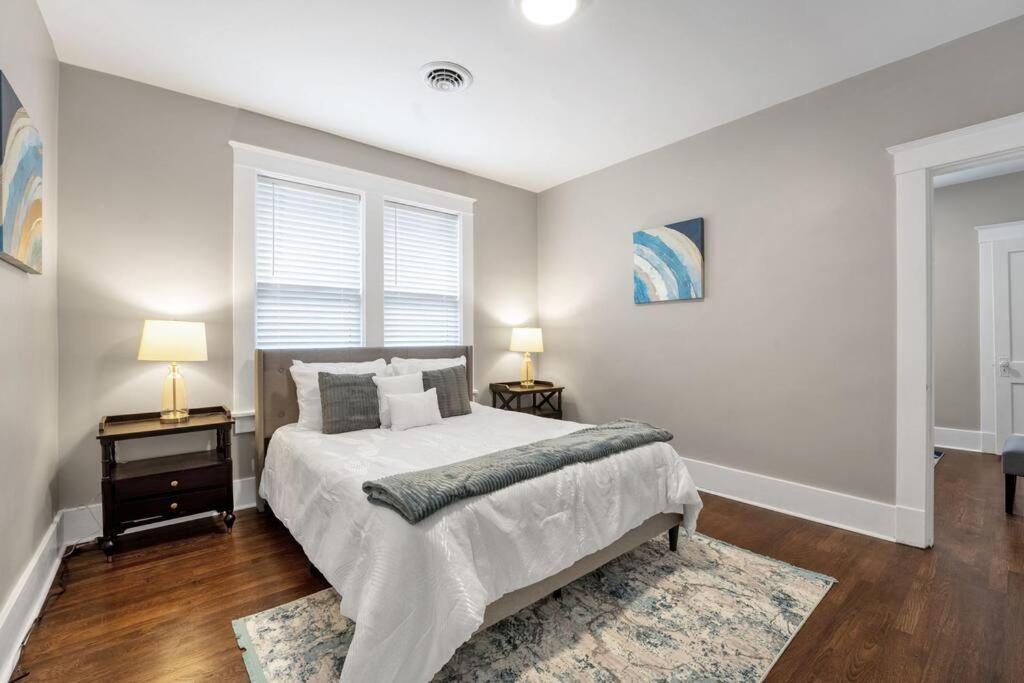Holiday home Contemporary Near Zoo And Rhodes College Memphis